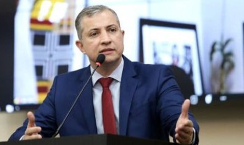 Faissal apresenta requerimento e cobra do TCE auditoria urgente em contrato da Via Brasil